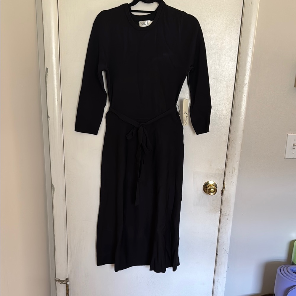 Eliza J Black 3/4 Sleeve Crew Neck Sweater Dress